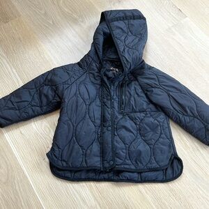 Zara light puffer jacket. Size 2-3 Y Perfect for Spring/fall.